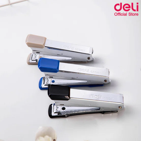 DELI 0214 เครื่องเย็บกระดาษ 15 แผ่น  คละสี 1 ชิ้น
