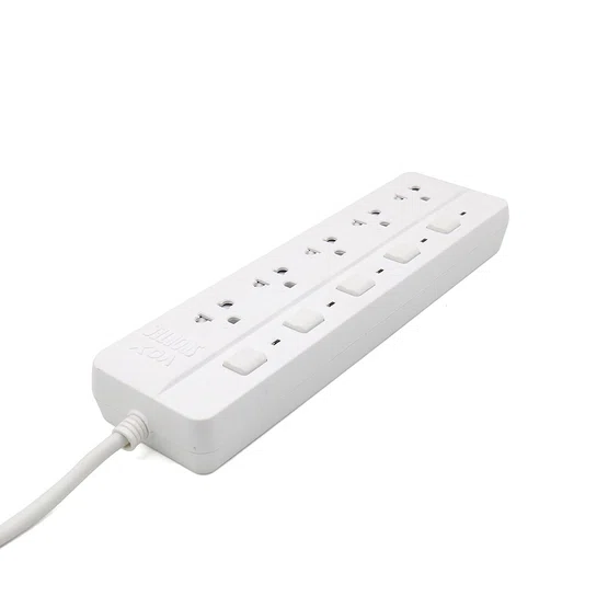 ปลั๊กไฟมาตรฐาน มอก. รุ่น P550 (5 ช่อง 5 สวิตซ์ 5 เมตร) ยี่ห้อ VOX SPORTE 1 ชิ้น