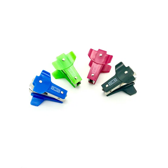 ที่ถอนลวด คละสี แซนโก้ 1029B Sanko staple remover