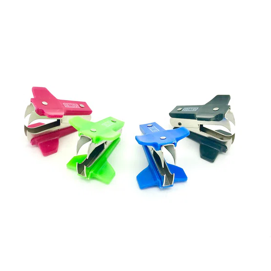 ที่ถอนลวด คละสี แซนโก้ 1029B Sanko staple remover