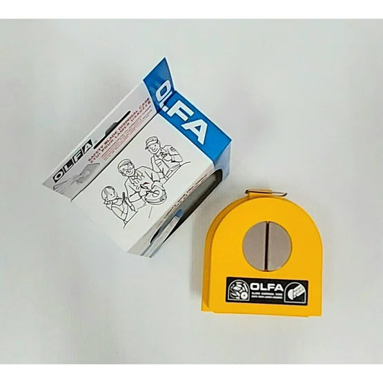 OLFA โอฟ่า รุ่น DC-2 กล่องหักใบมีดคัตเตอร์  1 ชิ้น