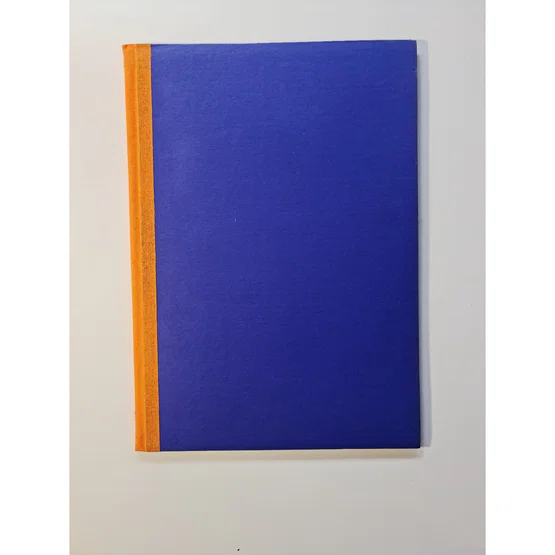 สมุดปกแข็งเส้นบรรทัด ปกน้ำเงิน  ยี่ห้อ เม้งฮั้ว 4/80  26x37.5cm  55แกรม