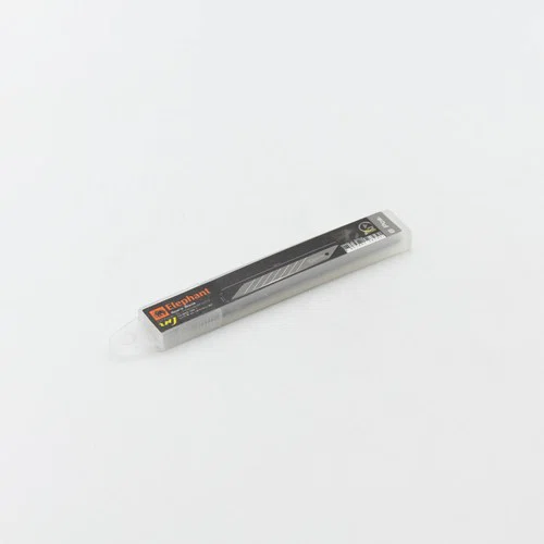ใบมีดคัตเตอร์ขนาด 30 ํ (9 มม.) 1หลอด/5ใบ ตราช้าง  Elephant spare blade No.930