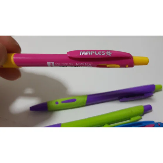 ปากกา Maples MP919a หมึกสีน้ำเงิน ด้ามคละสี  1 ด้าม
