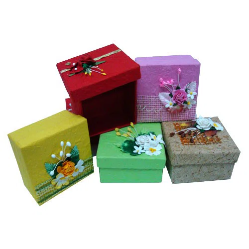 กระดาษสาลายดอก แผ่นใหญ่ แพ็ค10แผ่น คละสีได้ Mulberry Paper with flowers 10 sheets/pack