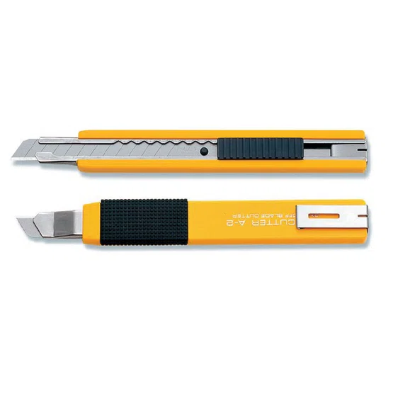 คัตเตอร์เล็ก OLFA A-2  จำนวน 1 ชิ้น