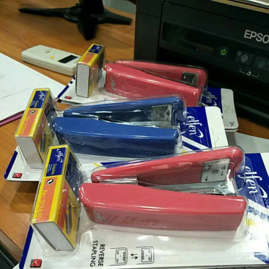 elfen stapler set 45  ชุดแม็กเย็บเบอร์ 45 พร้อม ไส้เบอร์ 3  1 กล่อง
