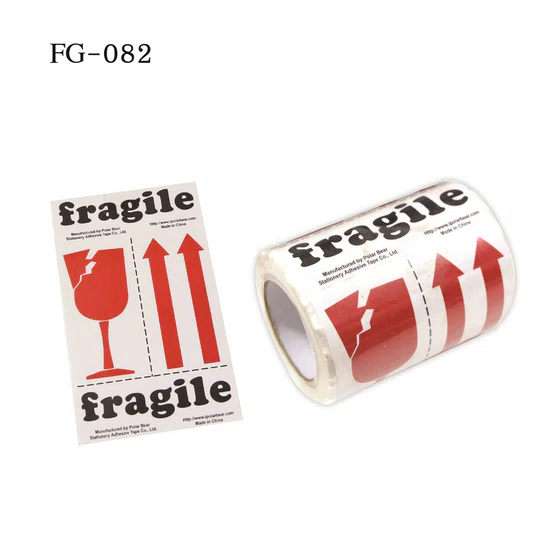 Fragile Sticker สติ๊กเกอร์คำเตือน ระวังแตก ยี่ห้อ Polar Bear FG-082  กว้างxยาว  3นิ้วx4นิ้ว  ม้วนละ 90 แผ่น