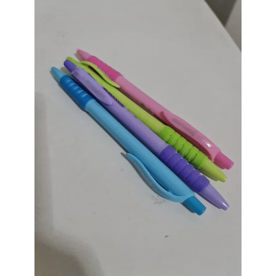ปากกาลูกลื่น  Maples MP919B หมึกน้ำเงิน ด้ามคละสี 0.5mm 1 แท่ง