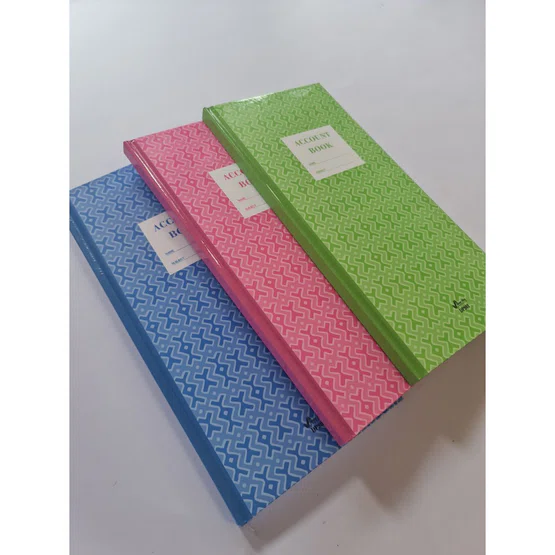 สมุดบัญชีปกแข็ง ขนาด 120x256mm  60แกรม 100แผ่น  ยี่ห้อ Silver Pins รุ่น DP801  1 เล่ม คละสี